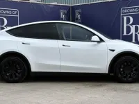 Used Tesla Model Y Long Range AWD 282 kW (384 HP) 2023 White SUV