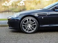 Begagnad Aston Martin DB9 470 HK (345 kW) 2011 Svart Cab