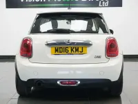 Used Mini ONE Hatch 102 HP (75 kW) 2016 White Hatchback