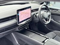 Used VW ID.7 Pro 210 kW (286 HP) 2025 White Estate