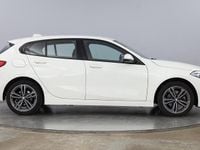 Used BMW 118 Sport Line 140 HP (102 kW) 2021 White Hatchback