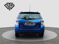 Used Toyota Verso 112 HP (82 kW) 2014 Blue MPV