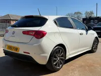 Used Alfa Romeo Giulietta Veloce 2011 White Hatchback
