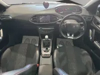 Usado Peugeot 308 GT-line 130 HP (95 kW) 2018 Preto Citadino