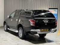 Used Mitsubishi L200 178 HP (130 kW) 2019 Black Pickup