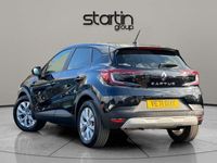 used Renault Captur 1.6 E-TECH Iconic Auto Euro 6 (s/s) 5dr