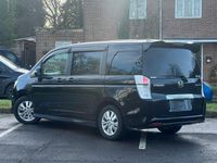 Używany Honda Stepwgn 2010 Czarny Minivan