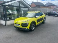 Used Citroën C4 Cactus Flair 2016 Yellow Hatchback