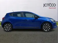Used Renault Clio Evolution 143 HP (105 kW) 2023 Blue Hatchback