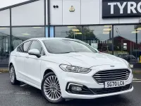 Used Ford Mondeo Titanium 150 HP (110 kW) 2021 White Hatchback