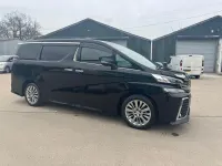 Begagnad Toyota Alphard 180 HK (132 kW) 2017 Svart Minibuss