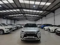 Used Mitsubishi Outlander P-HEV 174 HP (127 kW) 2019 Silver SUV
