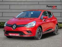 Used Renault Clio Signature 88 HP (64 kW) 2018 Red Hatchback