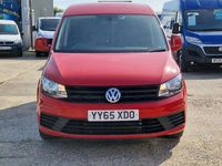 Used VW Caddy Highline 102 HP (75 kW) 2016 Red MPV