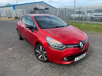 Used Renault Clio IV Dynamique 90 HP (66 kW) 2015 Red Hatchback