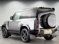 Usado Land Rover Defender SE Dynamic 250 CV (183 kW) 2023 Gris SUV