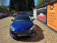 Gebraucht Ford Focus Titanium X 125 PS (91 kW) 2017 Blau Kleinwagen