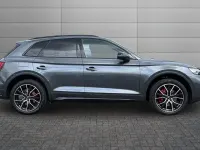 Used Audi Q5 Comfort 261 HP (191 kW) 2023 Daytona grey SUV
