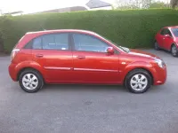 Used Kia Rio 108 HP (79 kW) 2010 Red Hatchback