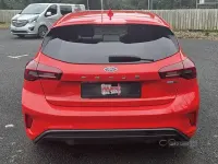 Used Ford Focus ST-Line 125 HP (91 kW) 2023 Red Hatchback