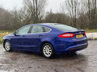 Used Ford Mondeo Zetec 120 HP (88 kW) 2016 Blue Hatchback