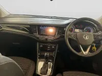 Used Vauxhall Astra SRi 150 HP (110 kW) 2019 Red Hatchback