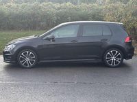 Begagnad VW Golf VII R-line 150 HK (110 kW) 2016 Svart Halvkombi
