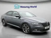 Gebraucht Skoda Superb SportLine 150 PS (110 kW) 2018 Grau Kleinwagen