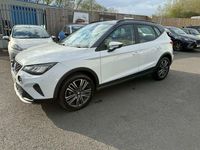 Używany Seat Arona SE Technology 110 KM (80 kW) 2021 Biały SUV