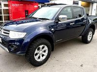 Second-hand Mitsubishi L200 176 CP (129 kW) 2014 Albastru Pickup