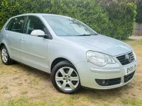 Begagnad VW Polo Match 70 HK (51 kW) 2008 Silver Halvkombi