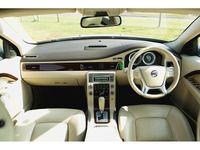 Used Volvo XC70 SE Lux 205 HP (150 kW) 2011 Silver Estate