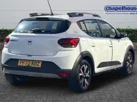Used Dacia Sandero Prestige 90 HP (66 kW) 2022 White Hatchback