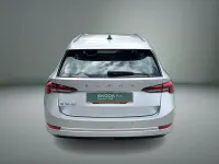 Używany Skoda Octavia SE Technology 81 KM (59 kW) 2022 Srebrny Kombi