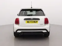 Used Mini Cooper Classic 134 HP (98 kW) 2024 White Hatchback