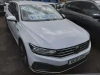 Begagnad VW Passat GTE 218 HK (160 kW) 2021 Vit Kombi