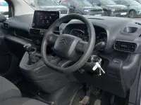 Used Citroën Berlingo 100 HP (73 kW) 2023 White MPV