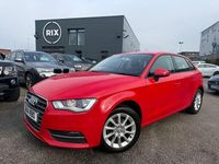 Used Audi A3 Sportback Business 105 HP (77 kW) 2014 Red Hatchback