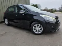 Second-hand Peugeot 208 Active 2015 Negru Hatchback