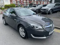 Used Vauxhall Insignia Design Edition 140 HP (102 kW) 2013 Grey Hatchback