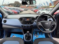 Used Hyundai i10 SE 66 HP (48 kW) 2016 Blue Hatchback
