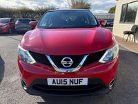 Used Nissan Qashqai Acenta 110 HP (80 kW) 2015 Red SUV