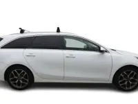 Used Kia Ceed 2023 White Hatchback