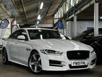 Usado Jaguar XE Ingenium 200 HP (147 kW) 2019 Branco Sedan