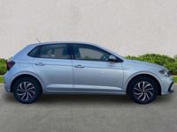 Second-hand VW Polo Life 95 CP (69 kW) 2022 Argintiu Hatchback