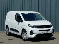 Used Vauxhall Combo 100 HP (73 kW) 2024 White MPV