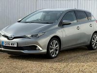 Used Toyota Auris Hybrid 136 HP (100 kW) 2016
