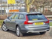 Used Volvo V90 CC Pro 190 HP (139 kW) 2018 Grey Estate