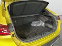 Used Kia XCeed 2023 Yellow SUV