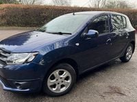 Used Dacia Sandero Lauréate 90 HP (66 kW) 2016 Blue Hatchback